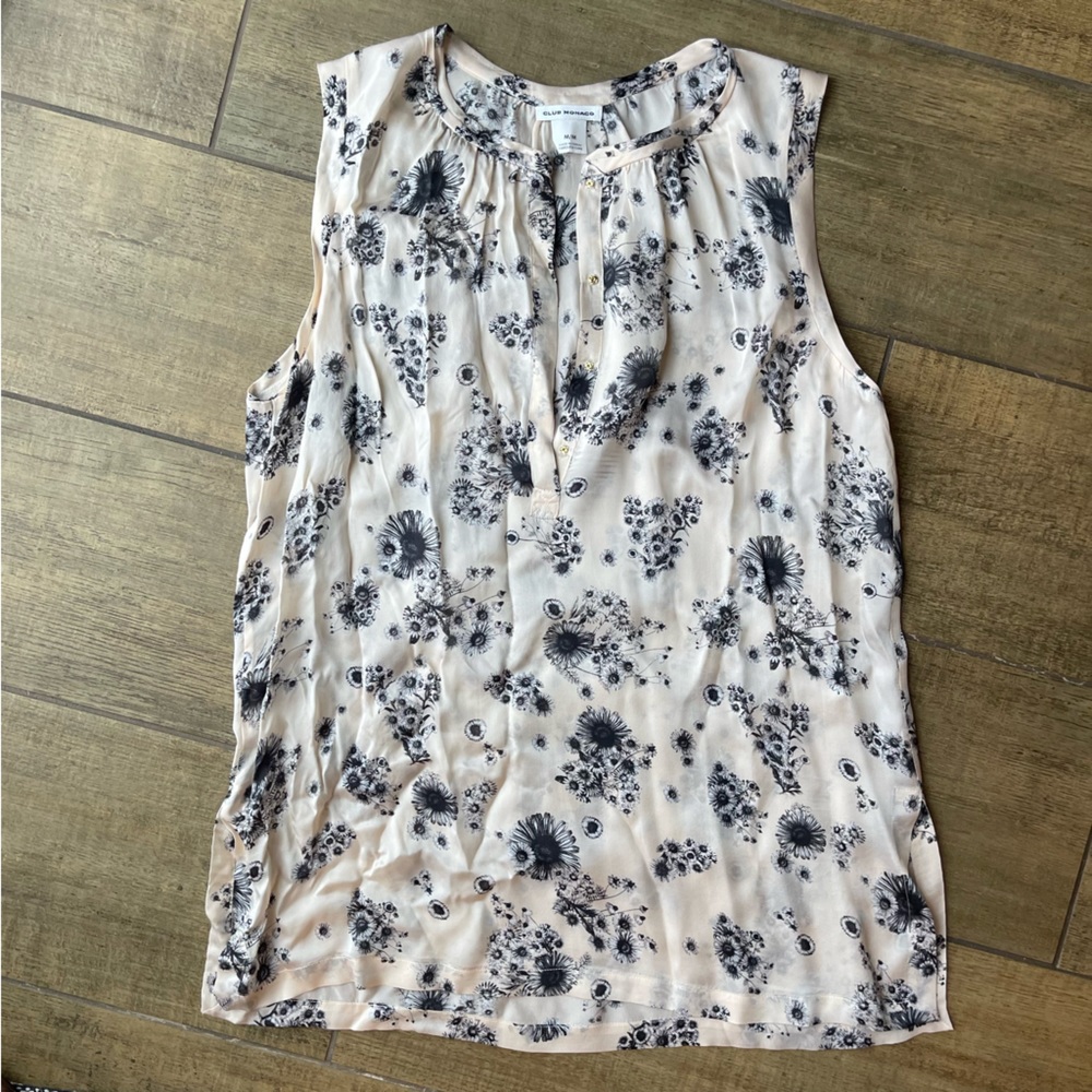 Club Monaco Floral Sleeveless 100% Silk Blouse - Champagne